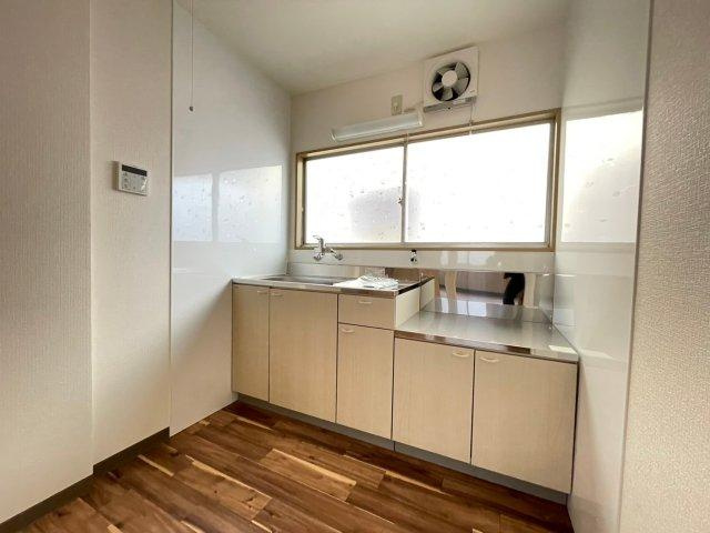 大塚貸家　戸建のキッチン