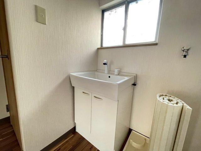 大塚貸家　戸建の洗面所