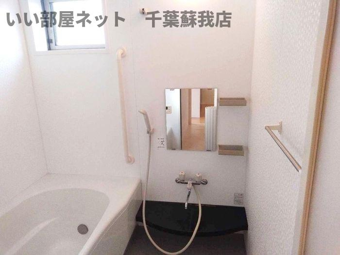 アズールの浴室|コンパクトで使いやすいお風呂です
