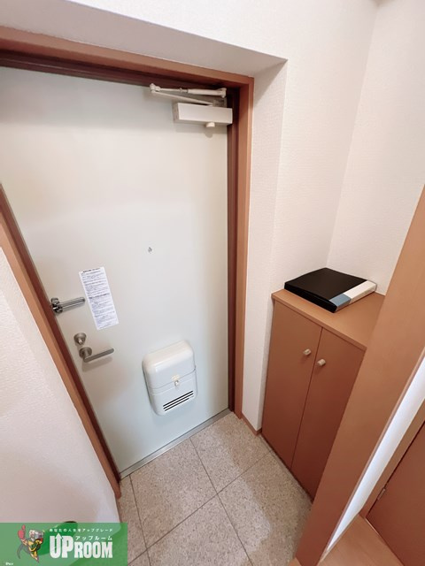 フォレスタIIの玄関