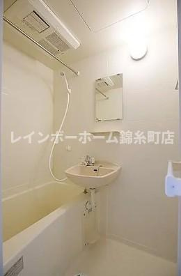 サンテミリオン錦糸町の浴室