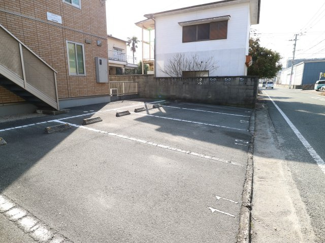 ハイムA&YⅡの駐車場