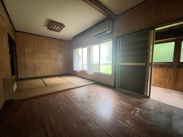  佐世保市鹿町町深江　5LDKの和室