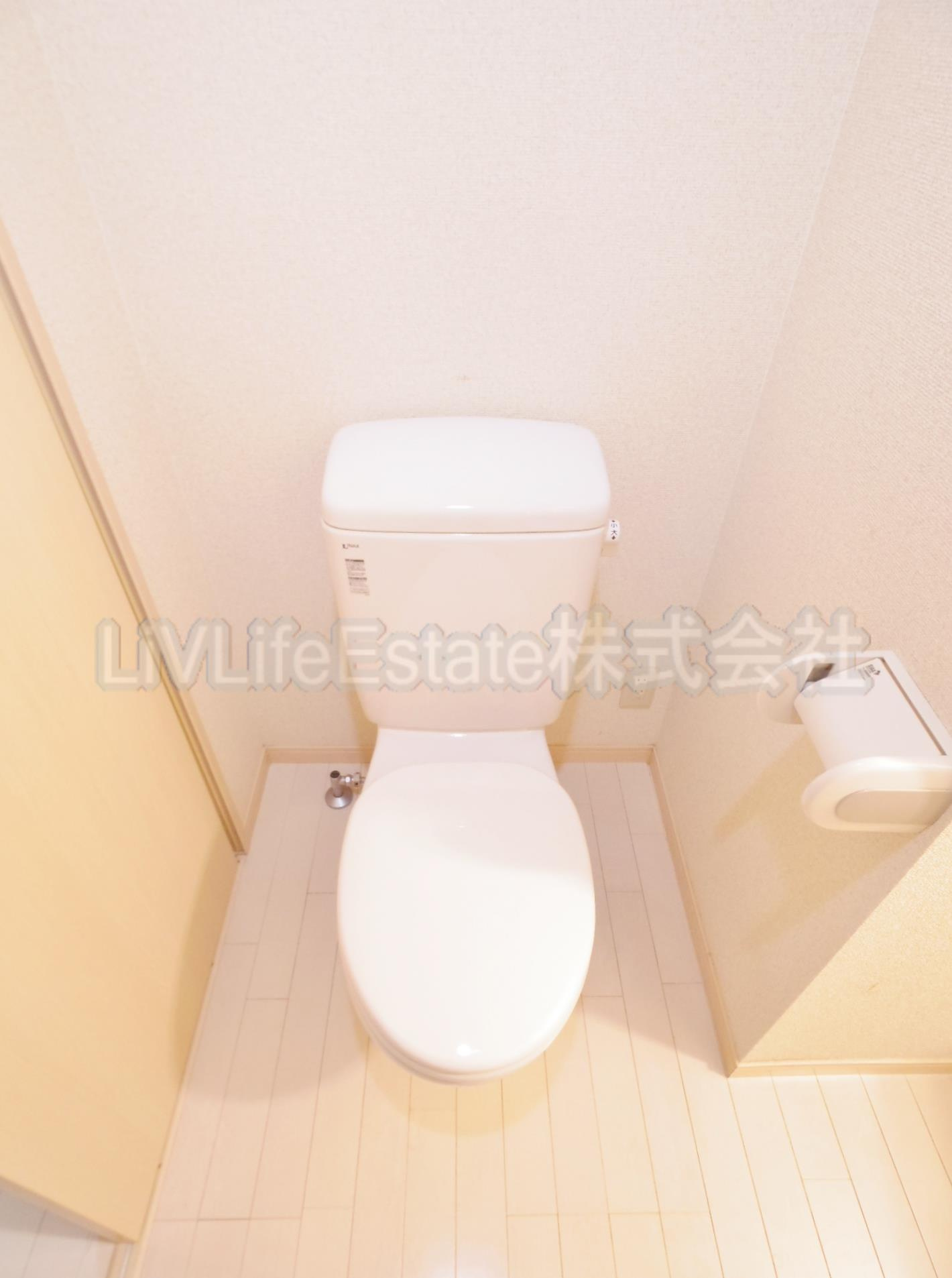 小平市学園東町１丁目のアパートのトイレ