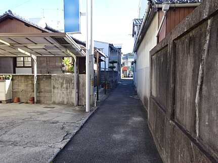 南区旭2丁目中古戸建の前面道路含む現地写真