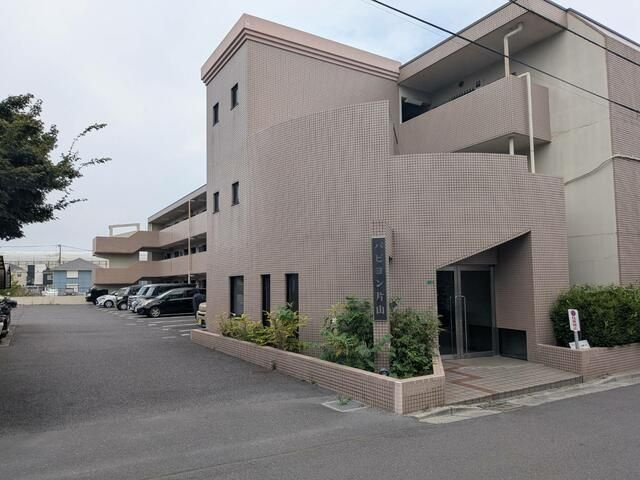 パピヨン片山の外観