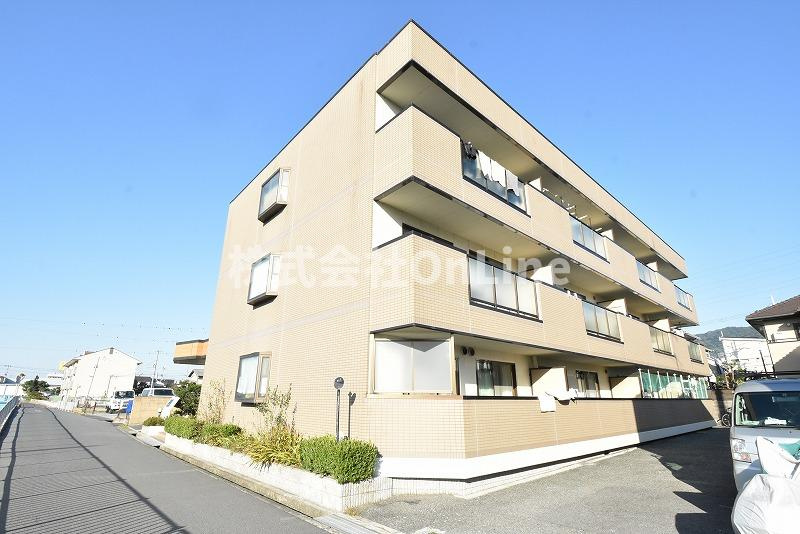 ルアージュの外観