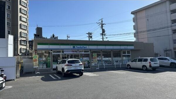 La.Chiyodabashiの周辺