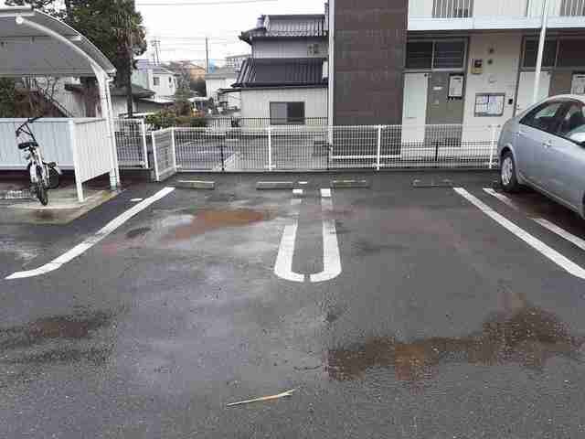サニー・ヒルズの駐車場|駐車場