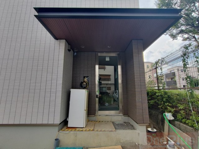 ポルク上河原のエントランス