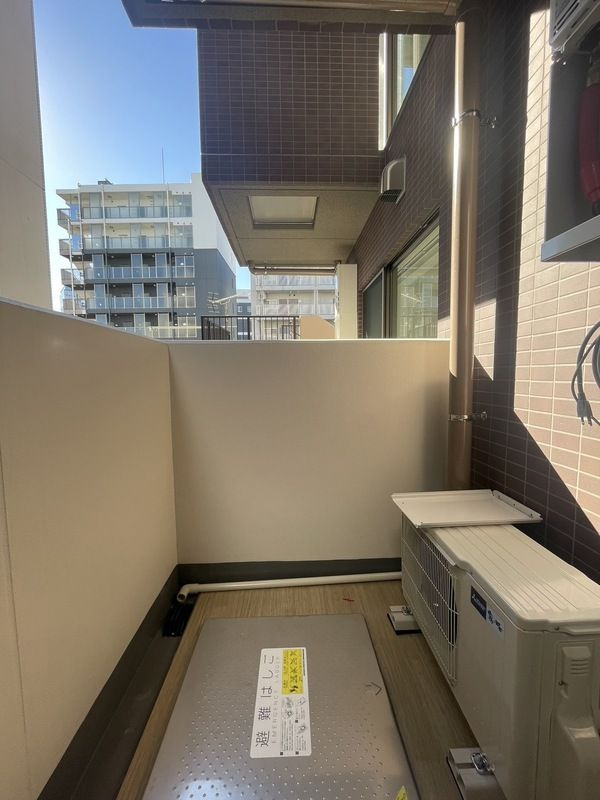ブライズ川崎本町のバルコニー