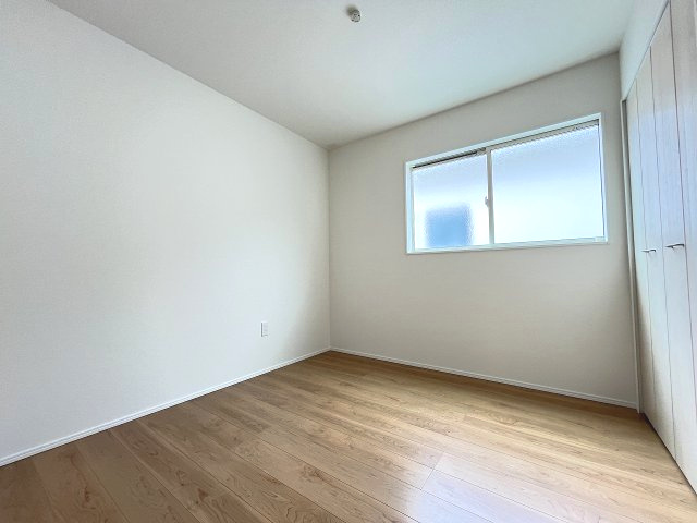 【子供部屋】 | 糟屋郡須恵町大字植木17期　8号棟（全2棟）【仲介手数料無料・0円】 | 施工例。施工例は完成時と異なる場合があります。
