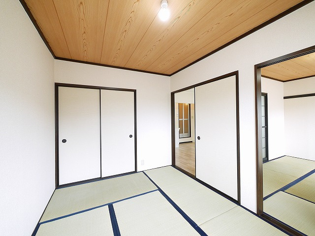 ボヌール菅原町の和室
