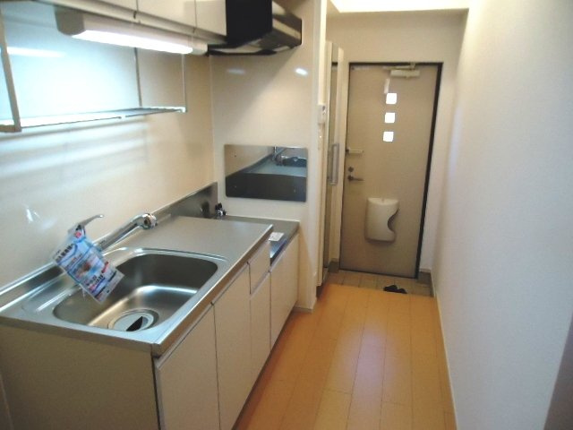 キッチンでお料理をお楽しみください