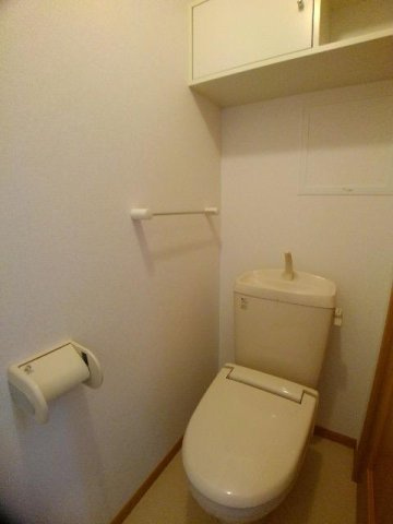 落ち着いたトイレです