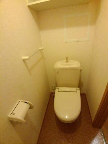 落ち着いたトイレです