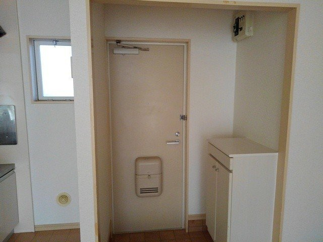 明るい玄関です