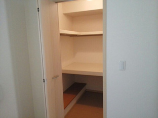 こまごまとしたものを収納できそうですね