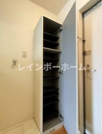 アルバ船堀の玄関