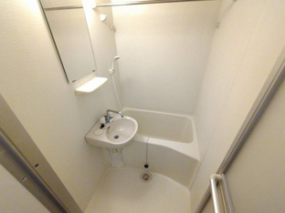 暖房機能無し浴室乾燥機付き