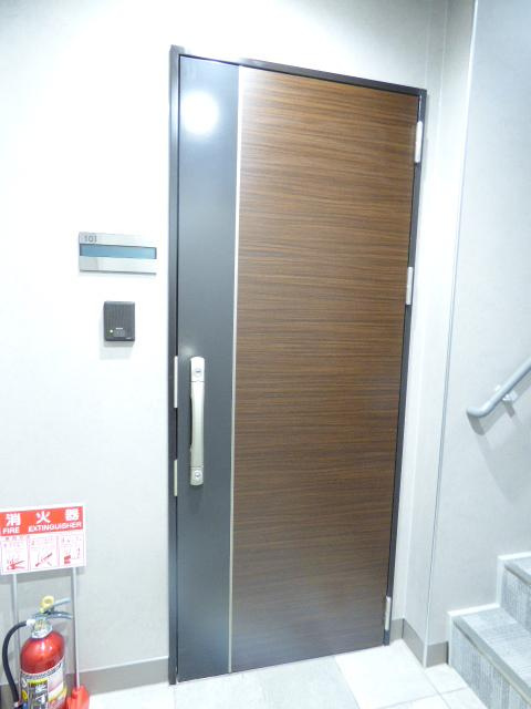 ビューノ伊勢町の玄関|毎日通る玄関はこちらです