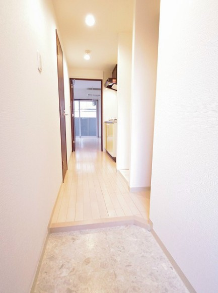 センチュリー小平美園町マンションの玄関