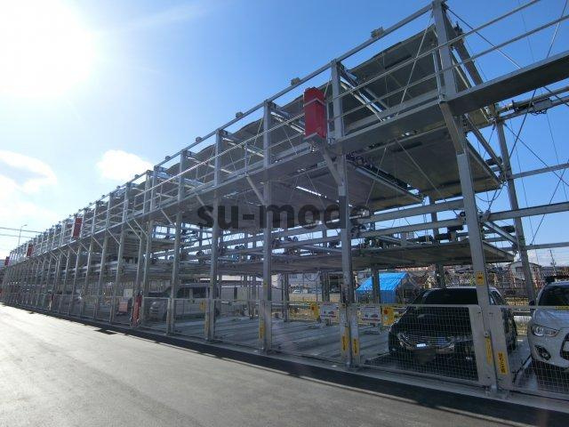 アルンドーインディカの駐車場