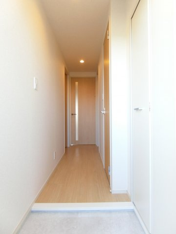 アルンドーインディカの玄関
