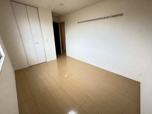 エルベ ドゥ カバロのその他