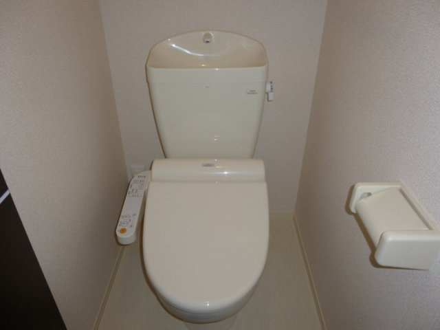 エルベ ドゥ カバロのトイレ