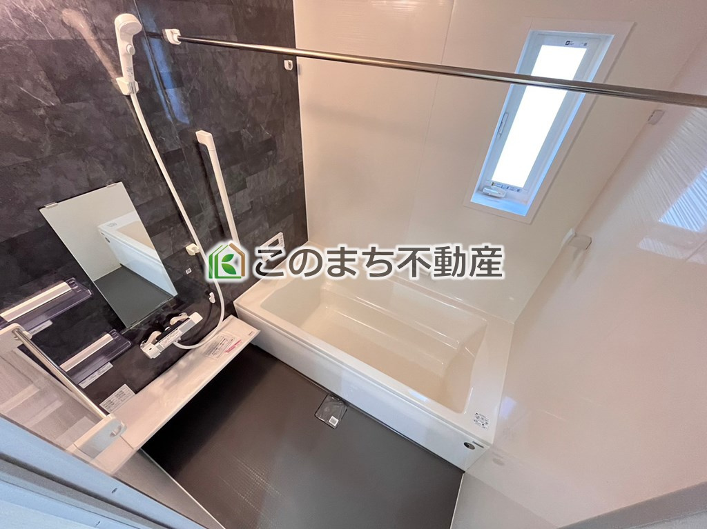 いろどりアイタウン栃木市大平町西野田26-P1の浴室|同社施工物件の写真です。※建具やフローリング、その他仕様が異なる場合がございます。