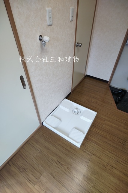 サンハイツの洗面所|洗濯機置き場