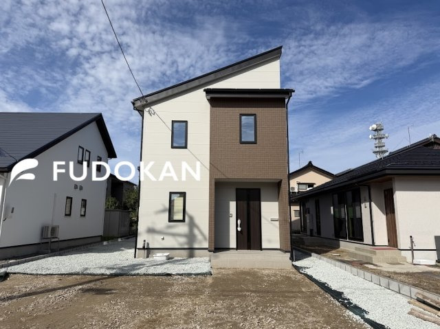 酒田市上安町【全館空調×屋根裏】2号棟の駐車場|駐車場は土間コンクリート施工します。