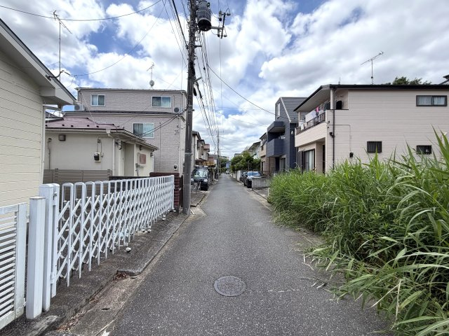 【前面道路含む現地写真】 | 前面道路含む現地写真です