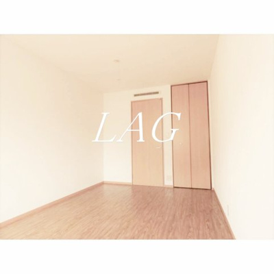 【居間・リビング】 | クローバー１番館 | 洋室のお部屋です。