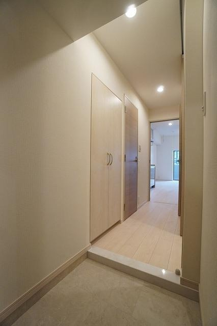 福岡市博多区博多駅南２丁目の賃貸マンションの玄関|物件の画像6
