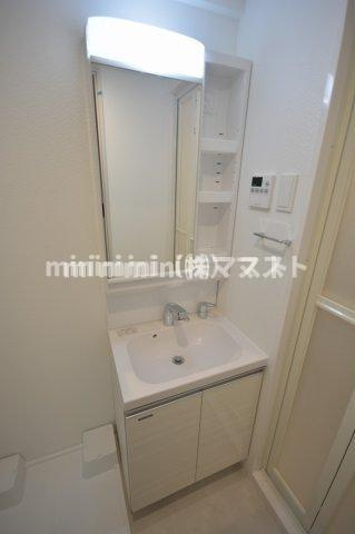 S-RESIDENCE難波大国町Unoの洗面所