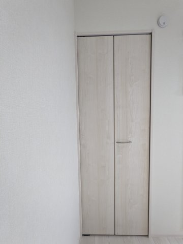 プレデンシア上住吉の収納|こまごまとしたものを収納できそうですね