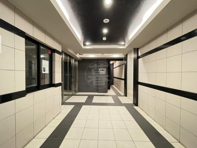 B CITY APARTMENT TOKYO SOUTHのエントランス