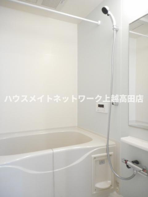 クレメントⅢの浴室|追焚機能付