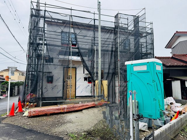 八王子市　諏訪町　新築一戸建て　３期の外観|～太陽光パネル搭載　ZEH水準の省エネ住宅　3台駐車可能カースペース～
