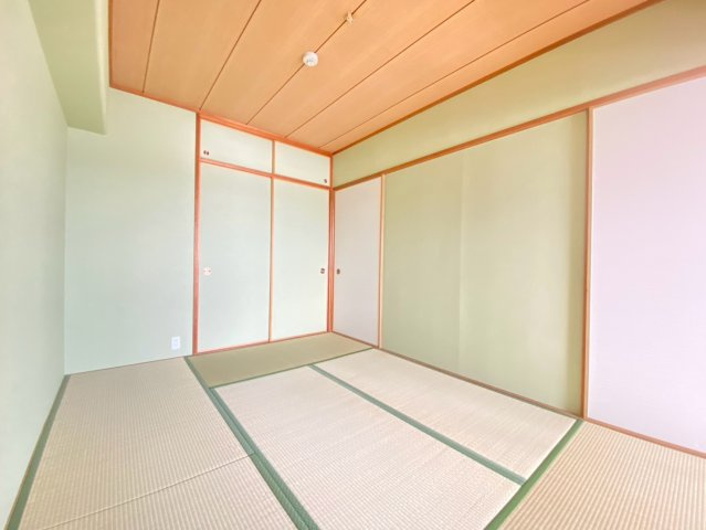 アドリーム千里丘の寝室