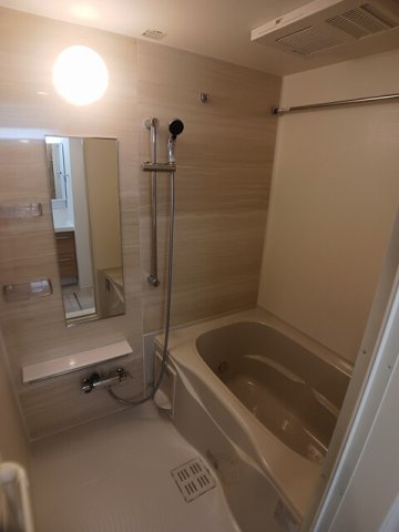 ＬＡ．ＯＨＡＮＡ　田無の浴室|落ち着いた空間のお風呂です