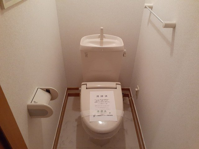 リバーフィールド　ソレイユのトイレ|落ち着いたトイレです