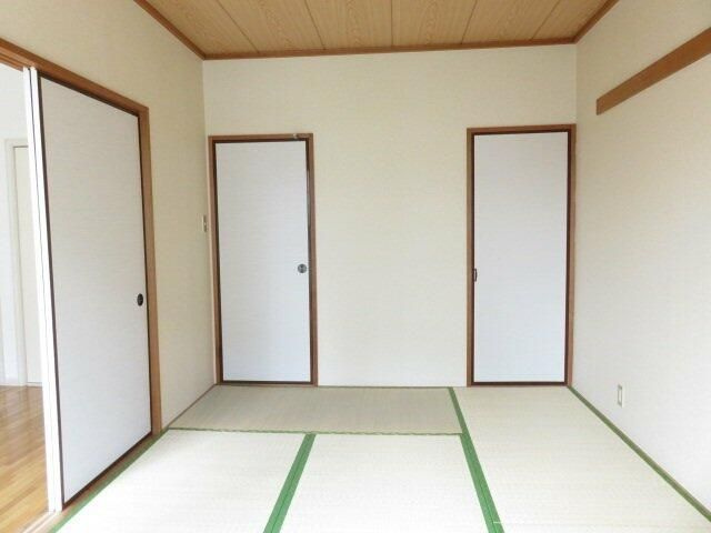 シャレローズの寝室