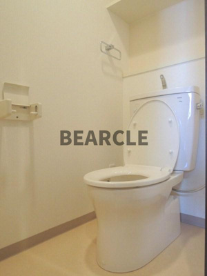 【トイレ】 | 音羽ハイツ | 落ち着いた色調のトイレです
