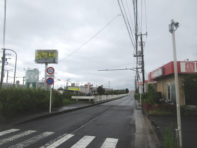 小田原市成田の倉庫