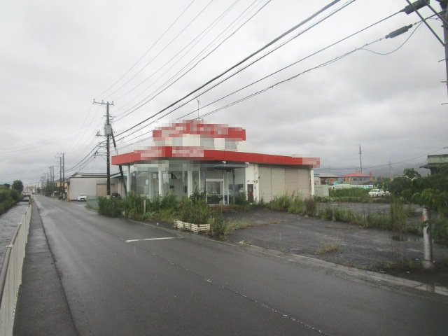 小田原市成田の倉庫