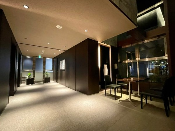港区三田１丁目の賃貸マンションのロビー