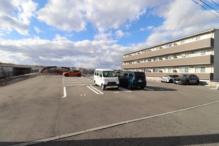 Ｄ－ｒｏｏｍ姉体Ⅱの駐車場